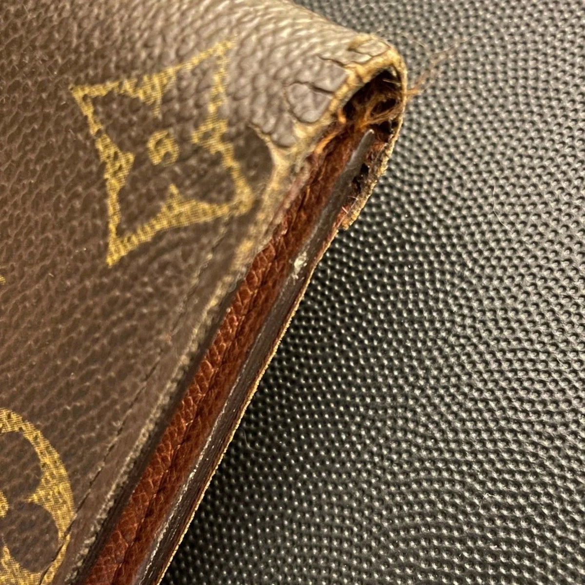 Vintage Louis Vuitton Men's Monogram Bifold Wallet