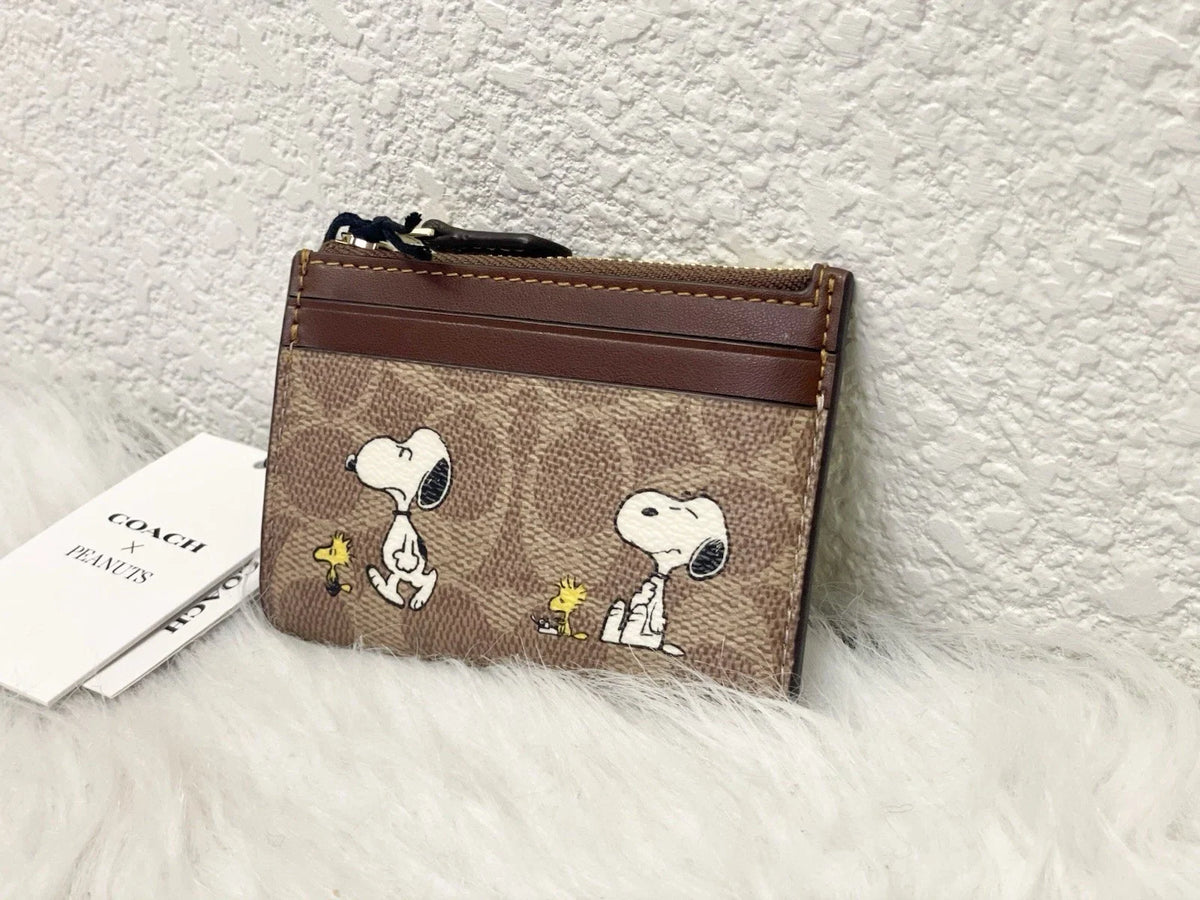 Coach X Peanuts Mini Skinny ID Case Signature Canvas Snoopy CBT14 NWT