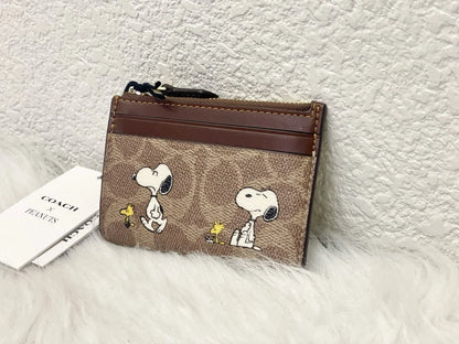 Coach X Peanuts Mini Skinny ID Case Signature Canvas Snoopy CBT14 NWT